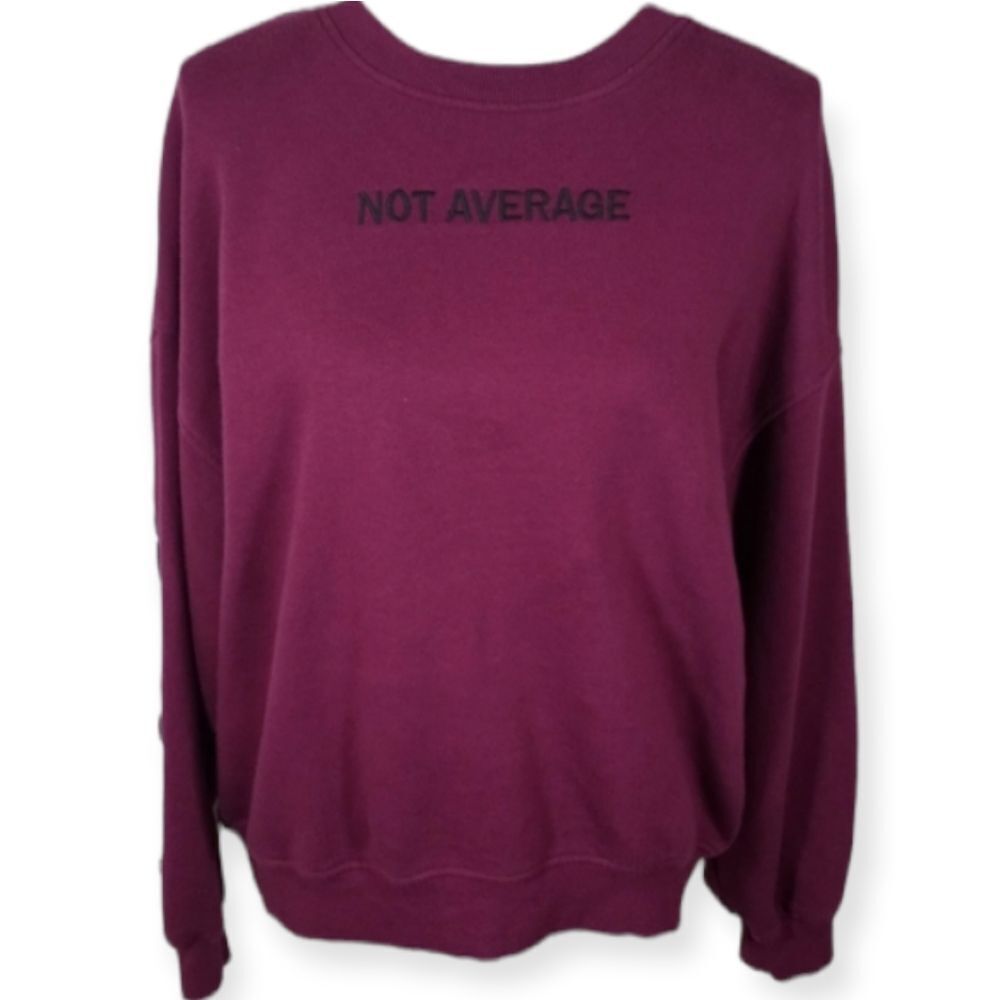 H&M MAROON & BLACK LACE BACK  "NOT AVERAGE" PULLOVER SZ.M EUC